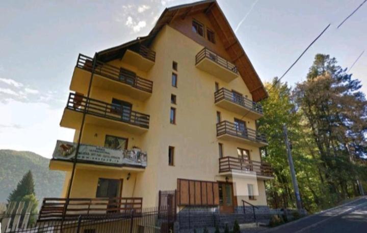דירות Apartament Aosta Central סינאיה מראה חיצוני תמונה